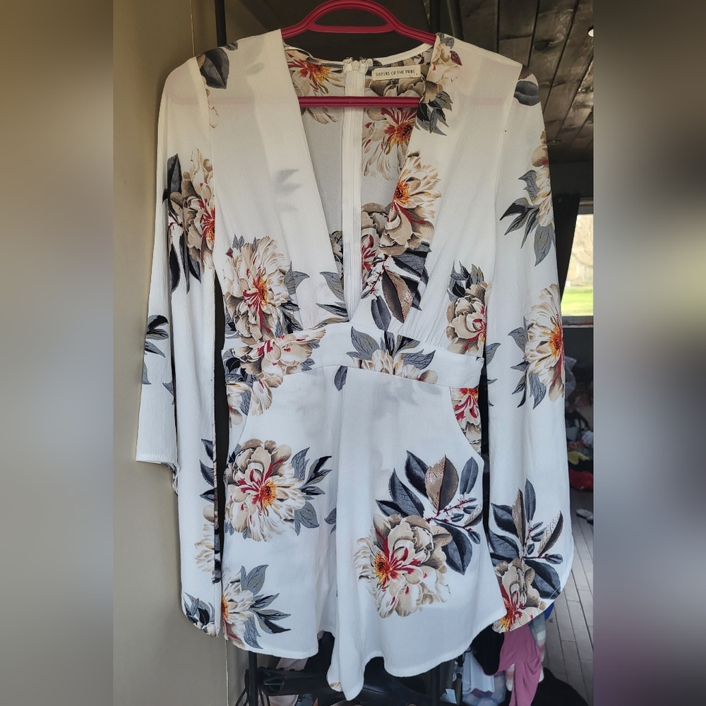 Boho Romper size 8, fits like a 6